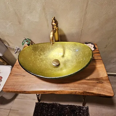 Hakuna Matata, еко, плаж градина مكان تخييم *