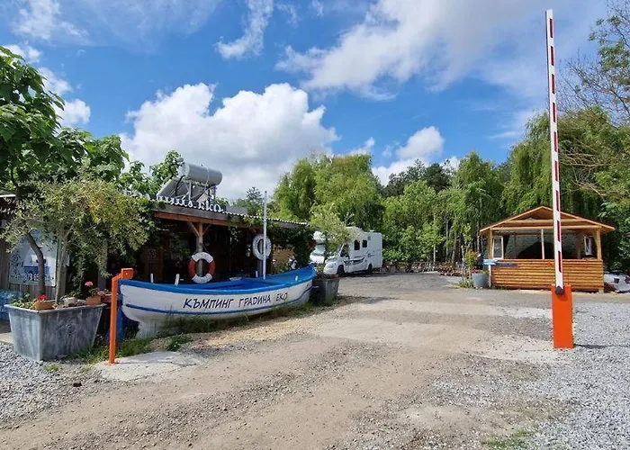 Camping Hakuna Matata, еко, плаж градина